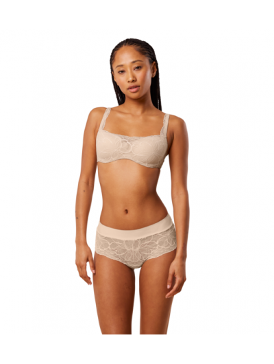 Triumph Body Make-Up Illusion Lace Balconette γυναικείο σουτιέν Cup C 10219845