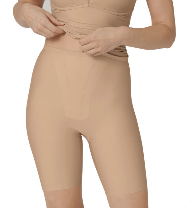 TARGETPATH:/Triumph/AW21/Ecom