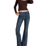 Attrattivo γυναικείο παντελόνι τζιν flare 9921650