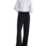 Attrattivo γυναικείο παντελόνι denim όψη και διαμαντάκια 9921683