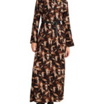 Attrattivo γυναικείο μακρύ εμπριμέ φόρεμα με ζώνη 9922429