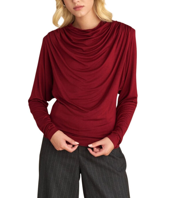 Attrattivo γυναικείο τοπ με βάτες και σούρες 9922030 Attrattivo γυναικείο τοπ με βάτες και σούρες 9922030