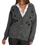 Attrattivo γυναικεία ζακέτα με κεντήματα 9P22942