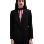 Toi & Moi γυναικείο μονόχρωμο blazer σε ίσια γραμμή 40-0853-126