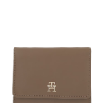 Tommy Hilfiger γυναικείο μικρό τρίπτυχο πορτοφόλι AW0AW18129