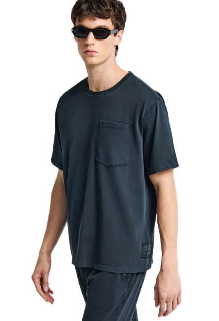 Funky Buddha ανδρικό relaxed t-shirt με τσέπη FBM013-006-04